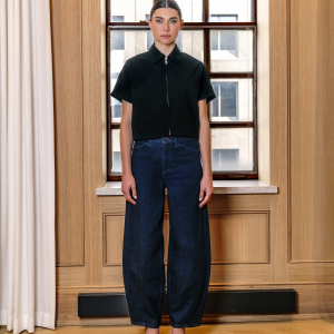 Yoga Jeans Relaxed Horseshoes Jean (Mahnia)