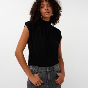 EsQualo Sleeveless Top Collared Gathering