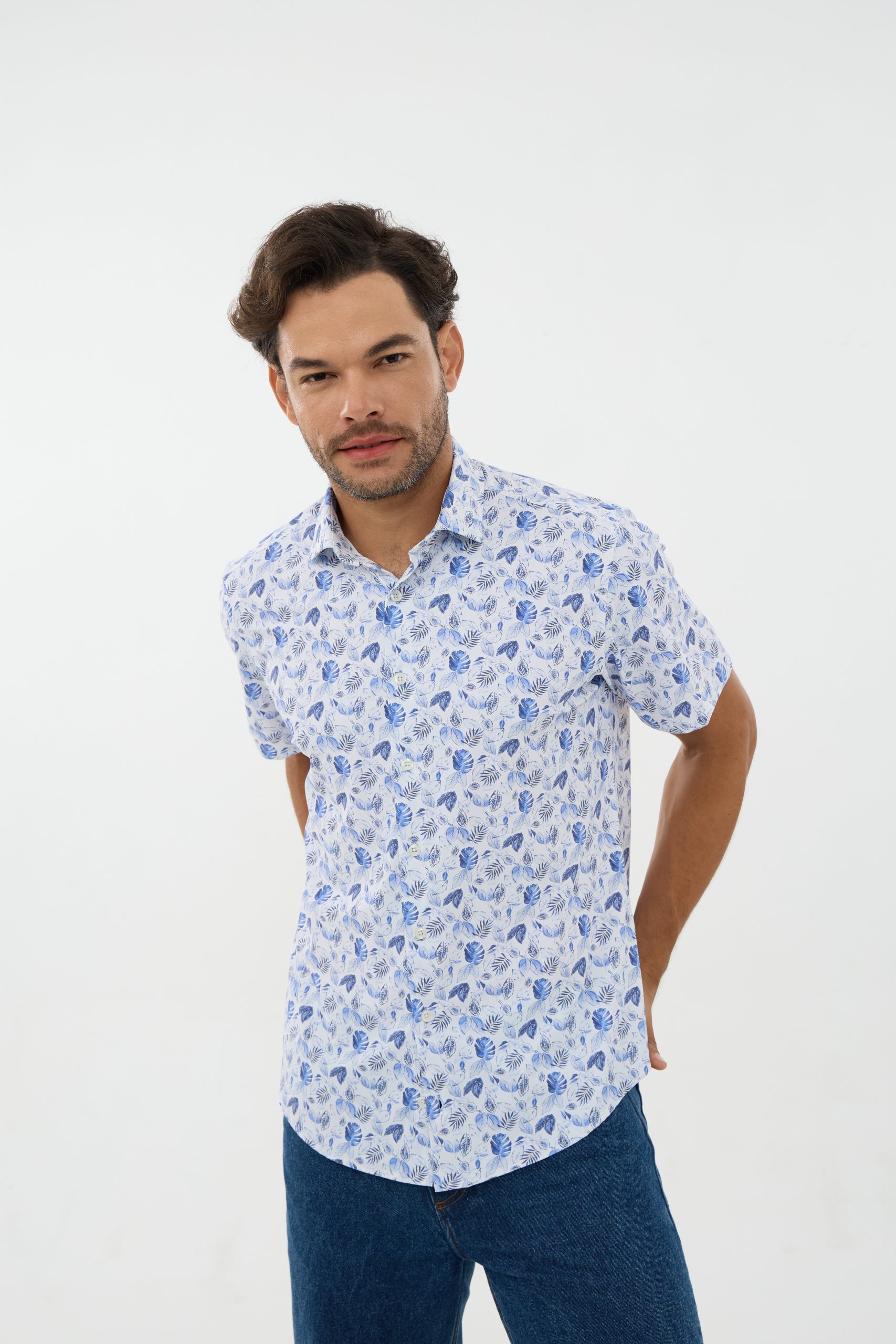 Leo Chevalier Short Sleeve Botton Up Shirt (Blue Floral)