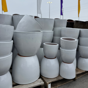 Glazed Egg Pot in white colour product image