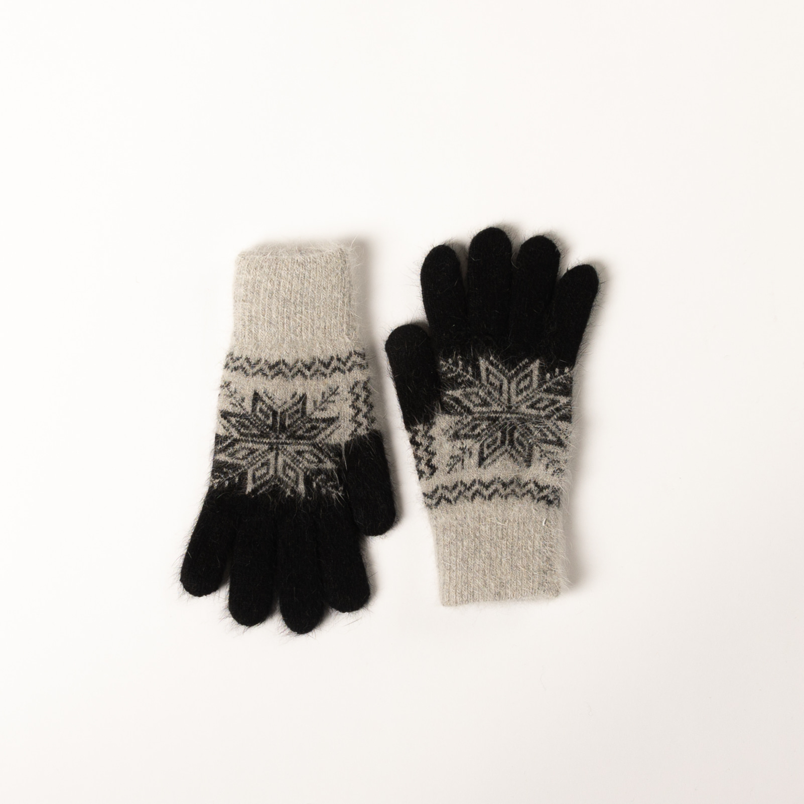 Lyla & Luxe - Fairisle Printed Gloves