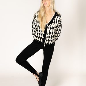 Lyla & Luxe - Hand Knit Houndstooth Cardi