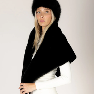Lyla & Luxe - Triangle Faux Fur Scarf