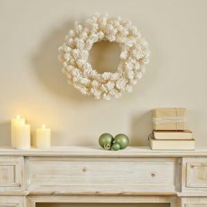 Cozy Wreath Flocked